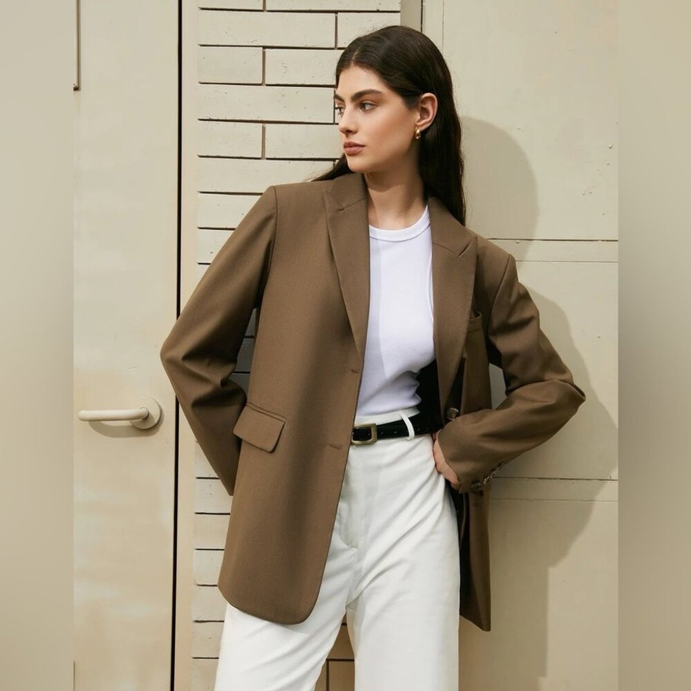 Brown structured oversized blazer